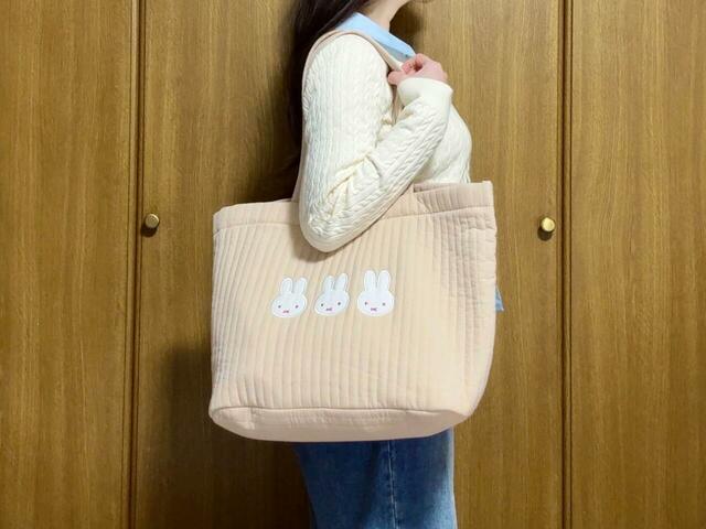 ビッグサイズですが、バランスよく持てます