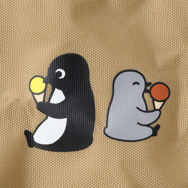 【Suicaのペンギン×紀ノ国屋】バックの表面・裏面・底面など、あちこちにキュートな Suica のペンギンが！
