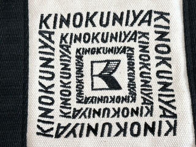 お馴染みの紀ノ国屋ロゴはブラックカラー