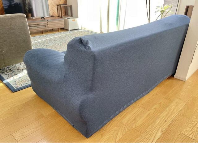 【ニトリ　肘付ストレッチソファカバー3人掛け用】カバーをかけるだけでまるで新品のようなソファに