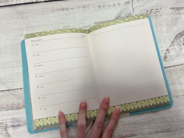 9月は「月と星:月」