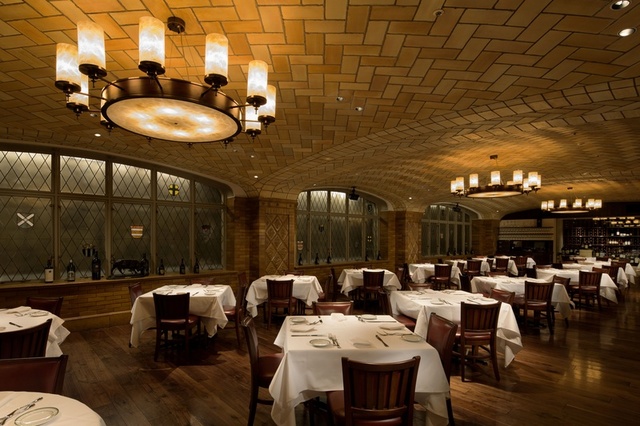 ウルフギャング・ステーキハウス 丸の内店