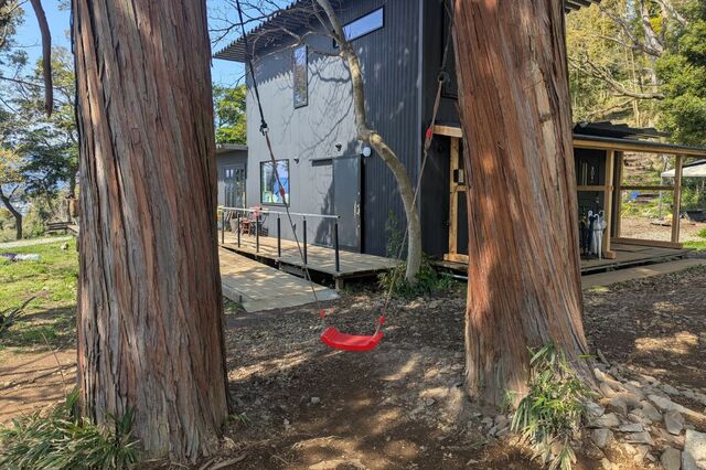 【クスクスグランピング真鶴】子どもに大人気のブランコ