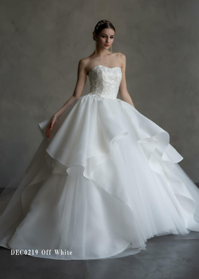 クラウディア「Clef a decor-クレアデコール」新作ウェディングドレス