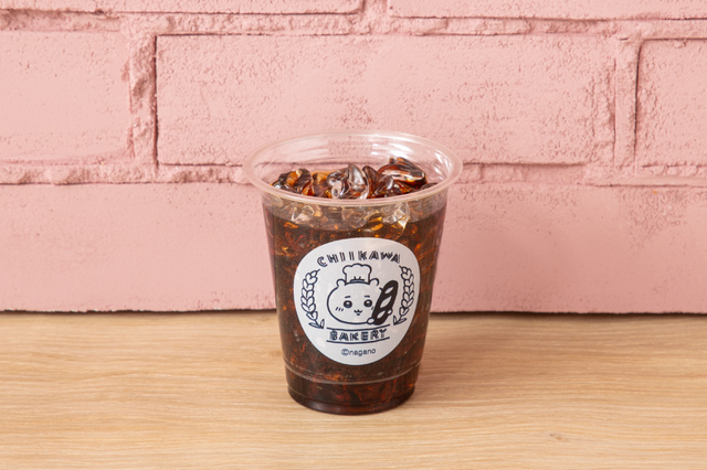 【ちいかわベーカリー】アイスコーヒー（税込590円）