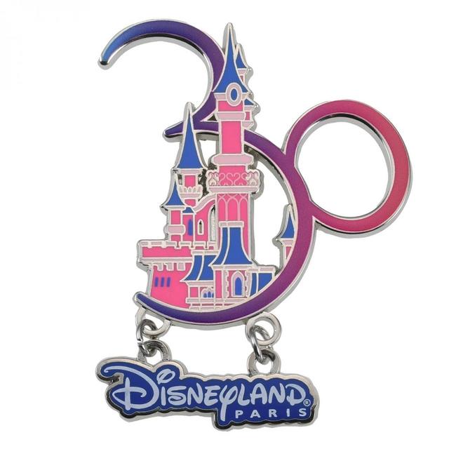 ミッキー ピンバッジ 城 Disneyland Paris 30th Family 1,430円
