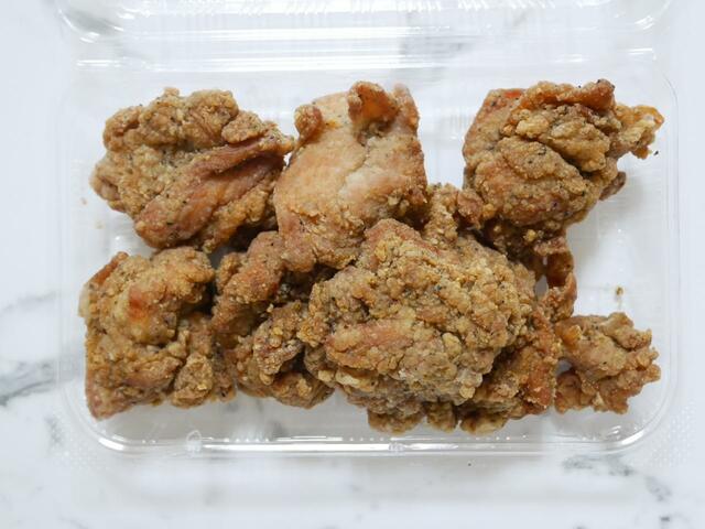 2種の胡椒香る若鶏もも唐揚げ