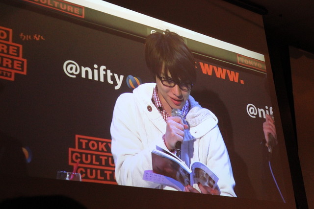 イケメソ男子に癒されナイト：小田さん＆伊佐美さんの写真に興奮気味な一徹さん