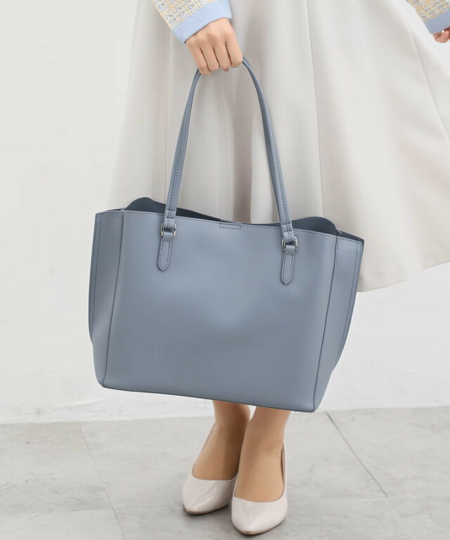 「軽量A4トート」3,480円（税込）