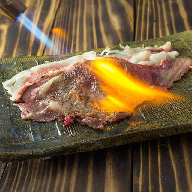 「名物！！さしとろ」（１貫880円）