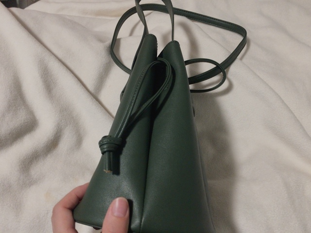 【ファッションセンターしまむら SEASON REASON 巾着2wayバッグ】巾着を絞ればスリムな印象に