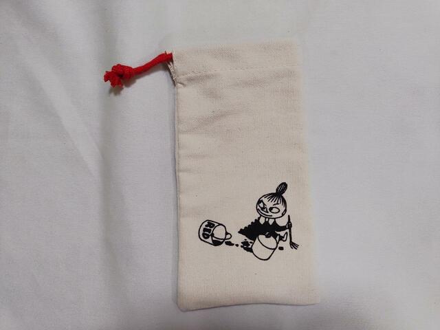 コットン生地×白地にリトルミイのイラスト
