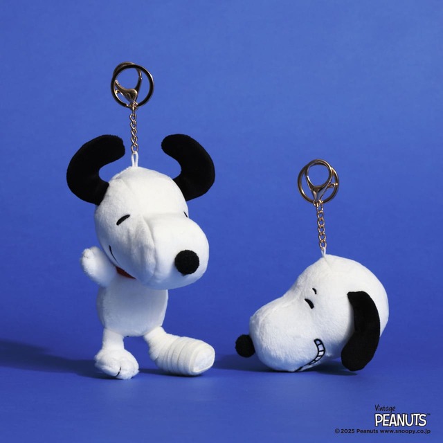 【Afternoon Tea LIVING】キーチャーム(包帯)2,970円、(スマイル)2,420円