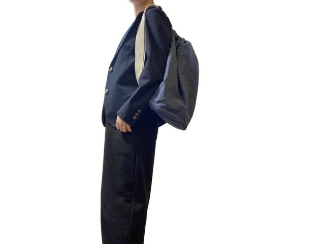 【ユニクロ　ドローストリングバッグ】通勤・通学はもちろん、アウトドアシーンにも活躍しそう！