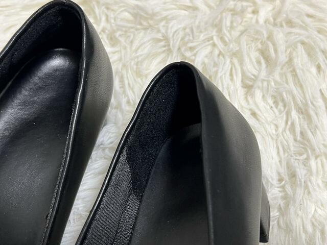 【GU マシュマロローヒールパンプス】かかと部分にもクッションが入っています