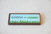 【「ゴディバ meets ピクミン」コレクション】「ゴディバ meets ピクミン」のロゴをあしらったミルクチョコレート