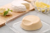 スプーンでたべるチーズケーキ