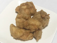 【フライドチキン】スパイシーな粉付けがアクセント