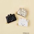 【ミッフィー×OPAQUE.CLIP】【miffy】三つ折りウォレット　¥4,479／ミニバッグにも収まりやすい三つ折りのコンパクトサイズ