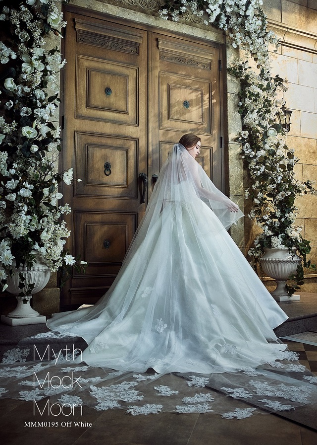 「Myth Mock Moon（ミスモックムーン）」新作ウェディングドレス MMM0195 offwhite