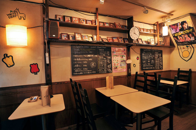 チャボ（神保町）　内観