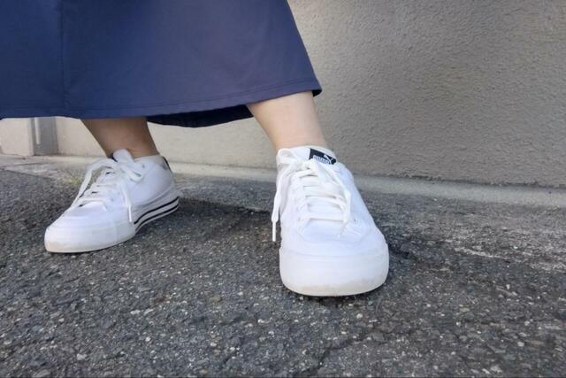【PUMA コート クラシック バルク スニーカー】計7キロほど歩いても、足首やふくらはぎへの負担が予想以上に軽くて驚きました…！