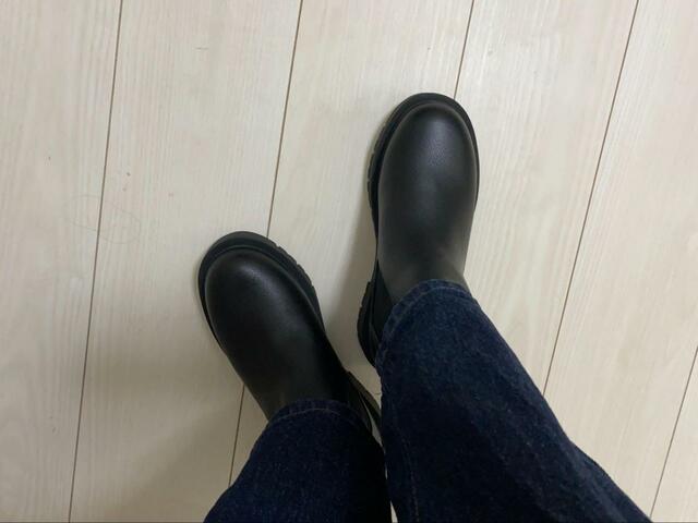 【ユニクロ　コンフィールタッチサイドゴアショートブーツ】たくさん歩いても疲れにくい素材です