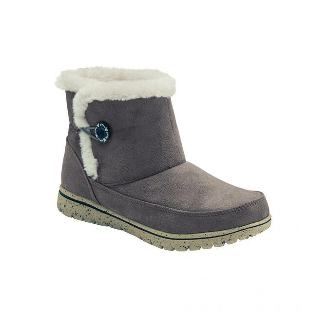 スパイク付き防水ブーツ「ミッキーモチーフ」｜￥9,990 （税込）