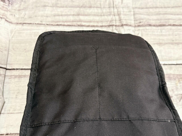 合計8つの多ポケットで仕分け収納できます。ポケット7・8：内側背面側のオープンポケット×2