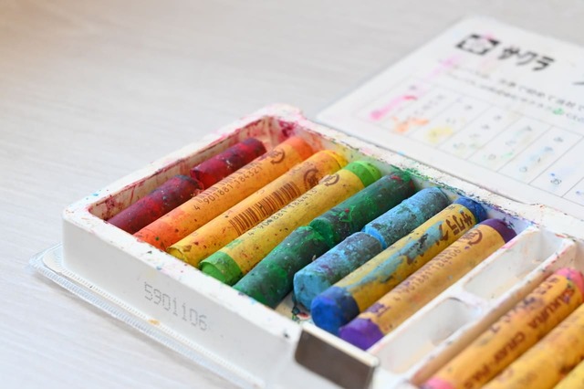 【クレパスのお手入れ方法】お絵描き好きな子のクレパスはもっと無残に…？