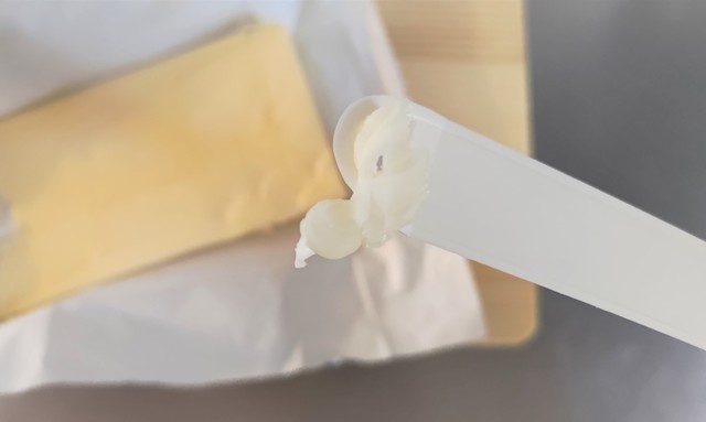 【キャンドゥ】ピーラー式バターナイフ