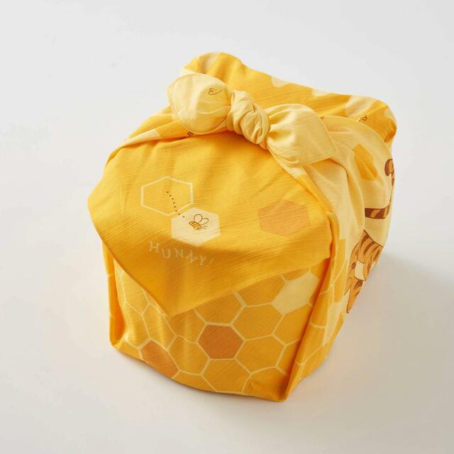 おせち・三段重「くまのプーさん」25,900円