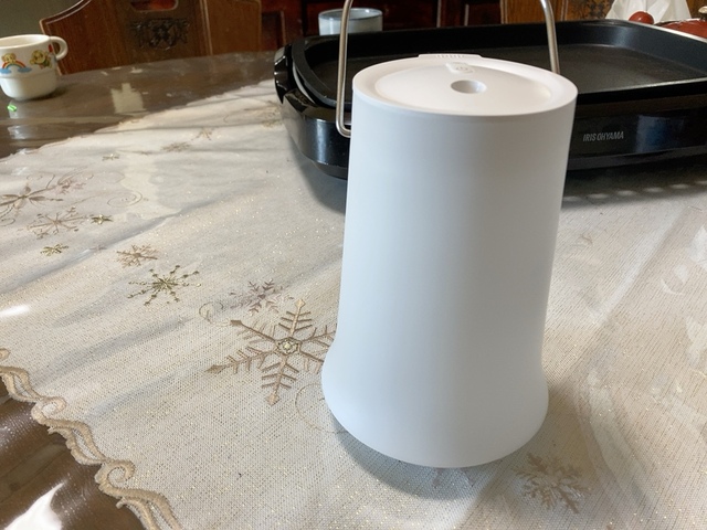 【ニトリ ランタンになるコードレス加湿器】コードレスなので子どもがコードを引っ張って倒れる心配もない