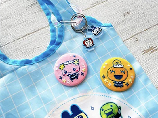 「カプコンカフェ×たまごっち」トレーディング刺繍缶バッジ