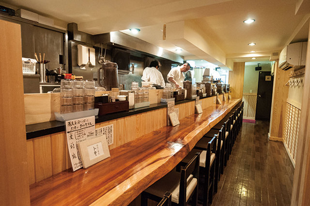 粗挽き蕎麦 トキ　内観