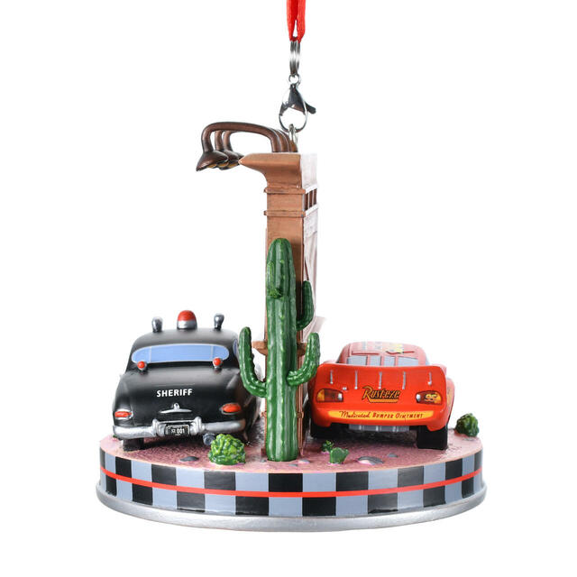 ライトニング・マックィーン&シェリフ オーナメント Disney Christmas Ornament 2,800円 ※一部店舗限定