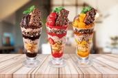 ブラックサンダー チョコレートパフェ、ブラックサンダー オレンジパフェ、ブラックサンダー ストロベリーパフェ