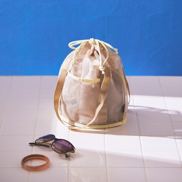 【Francfranc】「メッシュ スパバッグ」（グレー）価格：2,200円（税込）