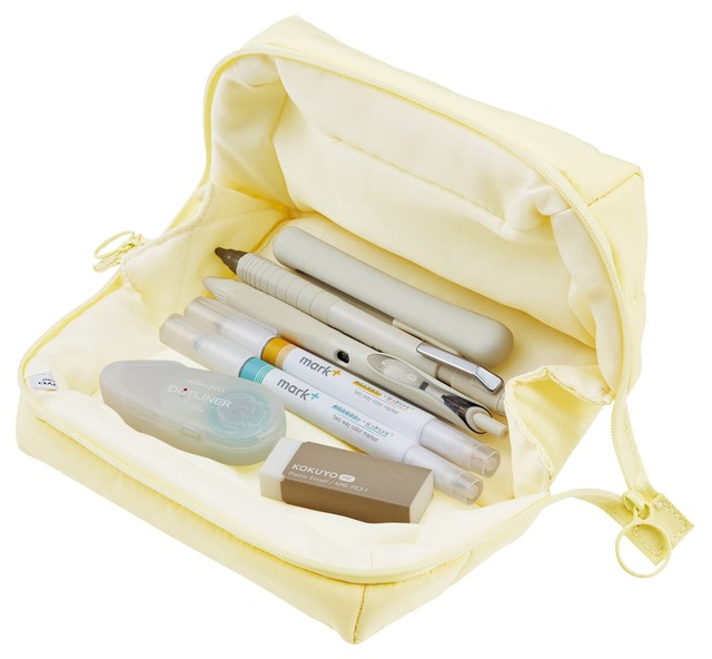 【コクヨ「ペンケース＜モココ＞（ペディンタイプ）」】レモンイエロー　1,500円