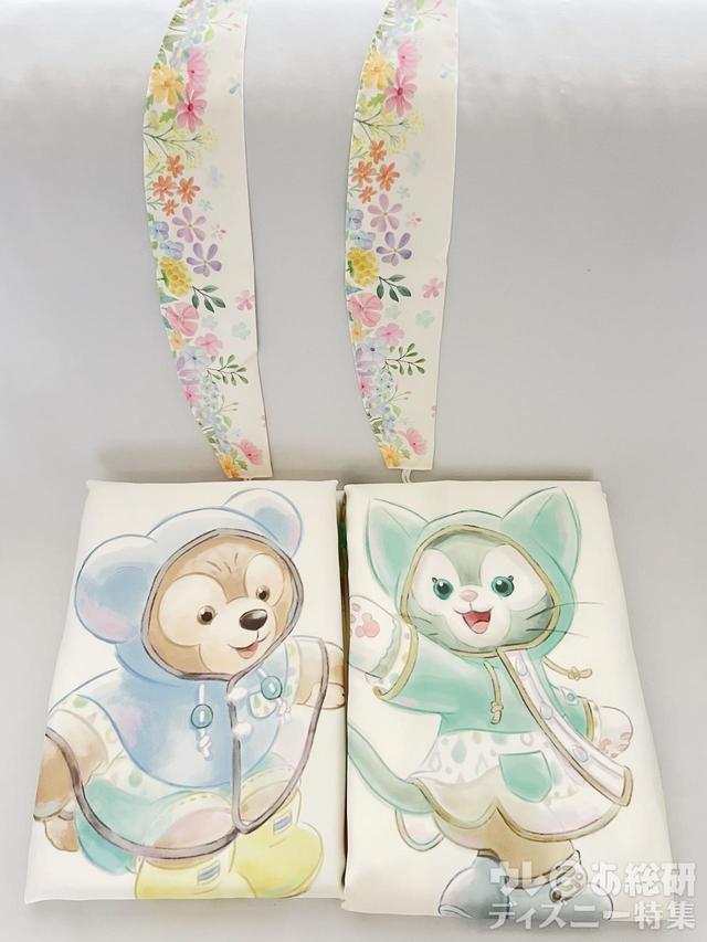 「ダッフィー&フレンズのビューティフル・レイニーデイズ」カーテン