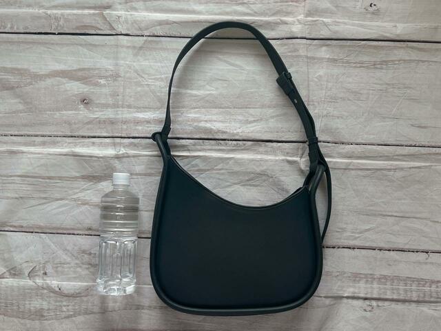 550mlのペットボトルと並べてみました