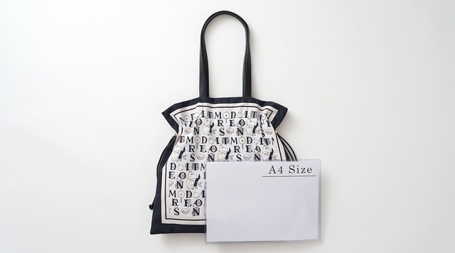 【ふんわり華やぐ ムーミンのスカーフトート】A4サイズが入る大きさです。