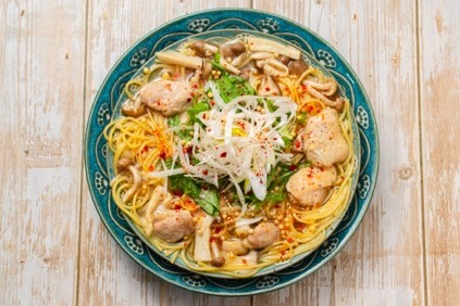 鶏ときのこの柚子胡椒スープ| 1,090円(税込)【パンチョ発の新ブランド「ごちそうスープパスタ」】