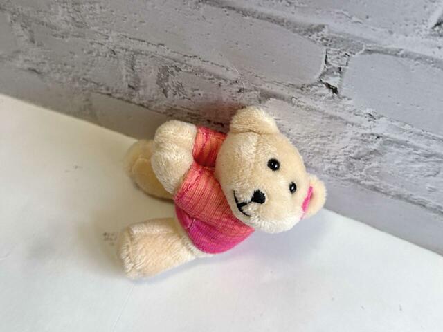 お座りポーズが愛らしいベアリスタマスコット♪