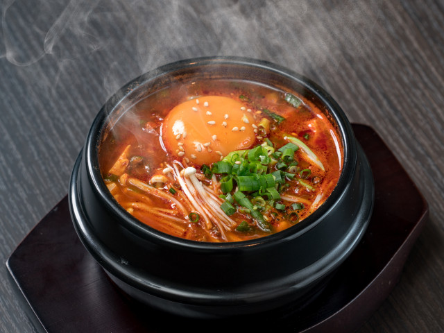 スンドゥブチゲ