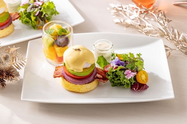 「モーニングセイボリープレート」<期間:2025年11月6日~12月28日>【【ヒルトン名古屋】贅沢なクリスマススイーツビュッフェ「Holiday Jewel Box」で“ホリデーシーズン”をより華やかに♪】