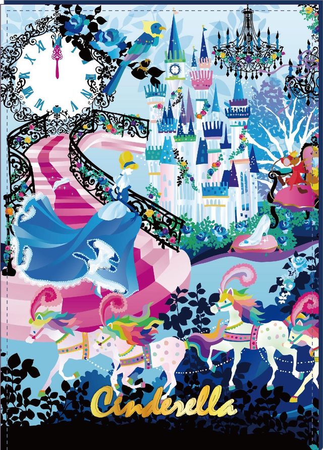 細かいモチーフがいくつも描きこまれたシンデレラ柄。
