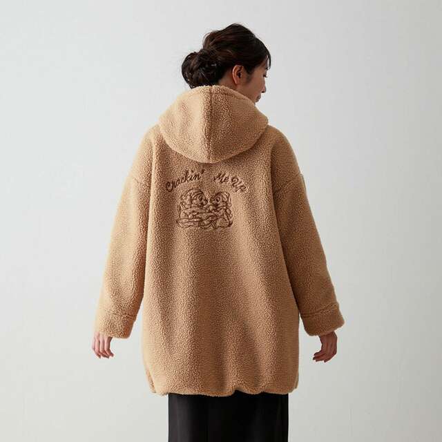 おしりが隠れる丈のボアジップブルゾン「チップ＆デール」｜￥ 8,990 （税込）