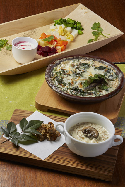 ３つのセットランチも『ムーミン屋敷の冬サラダ(ロソッリ)Losolli』、『美味ほうれん草のご飯』、『きのこシチュー』／ベジタブルハウス ヤサイヤメイ(ウェストウォーク 5F)