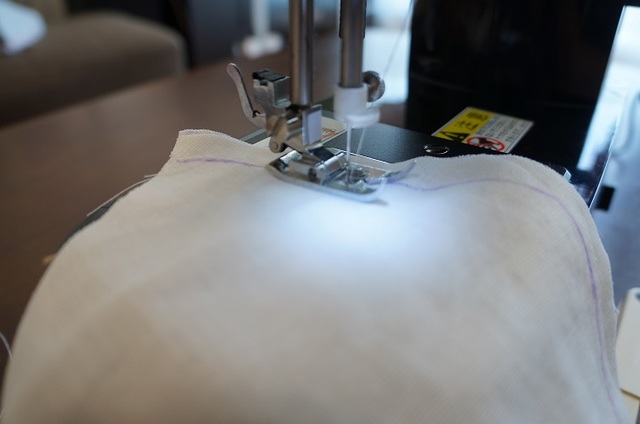 パワフルに縫い進む